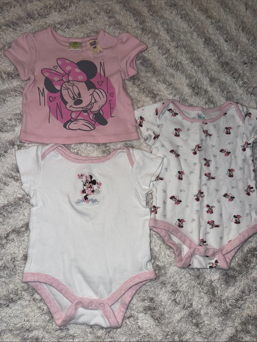 0/3m vintage Disney Pink and White Minnie Mouse Baby One-Piece Set
